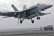 Tàu chiến Mỹ, Nhật, Hàn bắt đầu “khuấy động” biển