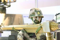 Ngắm “mắt thần” tên lửa vác vai FN-6 Trung Quốc