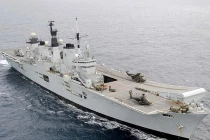 Cận cảnh tàu sân bay mà nước Anh rao bán