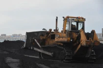 Quân đội Việt Nam mua máy ủi B12 của Nga