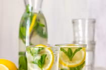 7 món đồ uống đơn giản tăng cường năng lượng cho ngày hè nóng bức