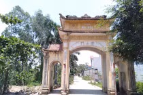 2 làng “sát vách” trăm năm trai gái không bén duyên