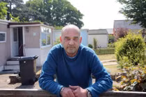 "Bóng ma" ám ảnh trong nghĩa trang 9 năm và sự thật 