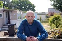 "Bóng ma" ám ảnh trong nghĩa trang 9 năm và sự thật 