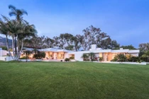 Cận cảnh biệt thự xa hoa của ông bầu Simon Cowell