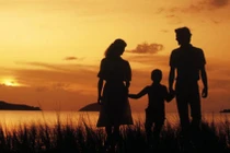 Đừng mải tìm hạnh phúc tương lai mà quên vun đắp hiện tại