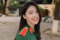 Nữ sinh mặc quân phục đi thi hớp hồn cư dân mạng