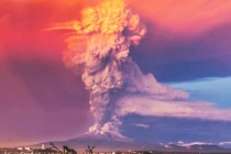 Kinh hoàng những lần núi lửa phun trào xóa sổ cả thành phố
