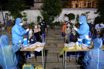 Bệnh nhân COVID-19 tử vong ở Gò Vấp từng tầm soát nCoV, kết quả âm tính