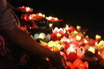 Không hề xui xẻo, tháng 7 cô hồn mới là tháng đẹp nhất trong năm? 