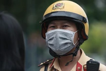 Đại úy CSGT dùng xe chuyên dụng chở thí sinh đến điểm thi đúng "phút 89"