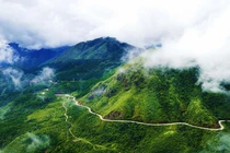 Tận mục cung đèo Ô Quy Hồ gập ghềnh và hiểm trở nhất Tây Bắc