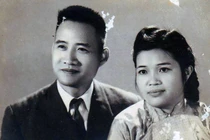 Chân dung nữ giải phóng quân kéo cờ Tổ quốc ngày Độc lập 2/9/1945