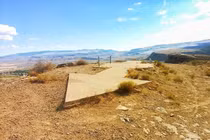 Lời giải khó tin về những thứ kỳ lạ trên sa mạc 