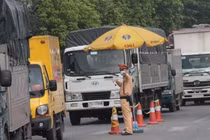 Hà Nội phát hiện 25 ca nghi nhiễm Covid-19 tại các chốt kiểm soát