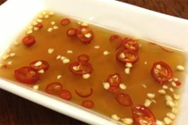 Nước mắm phải có giòi mới thơm ngon?