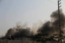 Cháy dữ dội xưởng gỗ ở khu công nghiệp Nghệ An