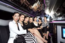 Cuộc sống xa hoa của các 9X Việt có xe sang bạc tỷ