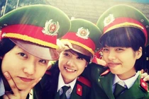 Hotgirl trường cảnh sát răng khểnh hút hồn