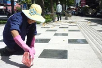 “Mổ xẻ” loại đá granite 1.000 tỷ lát vỉa hè đang “gây bão“