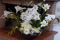 Bày cách cắm hoa loa kèn tháng 4 đẹp khó cưỡng