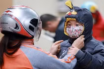 Gió mùa Đông Bắc tràn về, Hà Nội chuyển rét