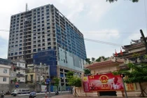 Zoom sát tòa nhà bị Thủ tướng yêu cầu kiểm tra