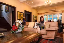 Nội thất gây choáng trong biệt thự của Hiền Mai