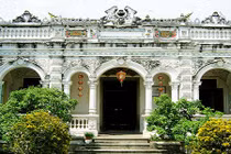 Ngắm loạt nhà cổ trăm tuổi đình đám ở Nam Bộ