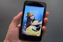 Bộ ba điện thoại Android của Google giá rẻ khó tin