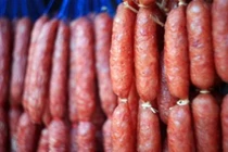 Soi loạt đặc sản ngoại sốt xình xịch biếu Tết