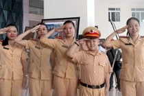 Đà Nẵng giúp cậu bé ung thư thực hiện ước mơ làm cảnh sát