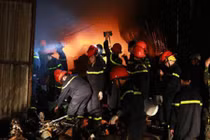 Loạt vụ cháy nổ kinh hoàng dịp Valentine