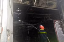 Điểm nóng 24h: Cháy xưởng bánh HN nhiều người tử vong thương tâm