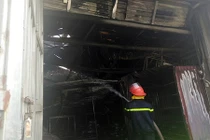 Điểm nóng 24h: Cháy xưởng bánh HN nhiều người tử vong thương tâm