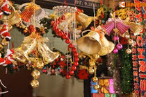 Hà Nội “nóng” đồ Giáng sinh tiền triệu