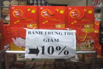 Thảm cảnh bánh Trung thu Hà Nội giảm giá bán tháo vì ế