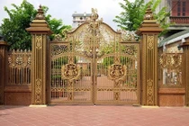 Mốt tậu cổng đồng đúc đắt đỏ cho biệt thự nhà giàu