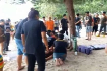 Kinh hoàng sét đánh chết người phụ nữ dùng điện thoại