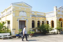 Mãn nhãn nhà Đốc phủ Hải và vợ Bình Tây Đại nguyên soái