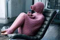 Điểm loạt đồ giữ ấm mùa đông cực quái dị đang sốt