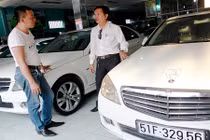 “Đỏ mắt” tìm thuê ôtô đi chơi tết