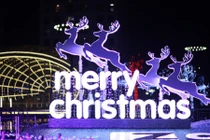 Ngắm Giáng sinh sớm ở chốn ăn chơi nổi tiếng Hà Nội