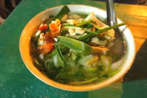 Bí mật của quán phở 20 năm tuổi giá rẻ nhất HN