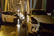 Hiện trường đâm xe kinh hoàng 3 người chết trên cầu Chương Dương