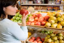 Phát hiện hoa quả tẩm hoá chất bằng mắt thường thế nào?