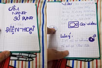 Chuyện cảm động về cẩm nang xài smartphone con gái viết cho mẹ