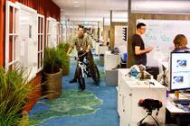 Đột nhập những trụ sở đầy màu sắc của Google