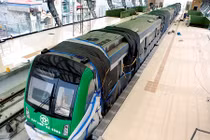 Ảnh: Tàu đường sắt trên cao đầu tiên ở Việt Nam lộ diện