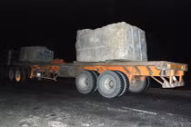 Hai xe đá “đấu lì” với thanh tra giao thông Gia Lai